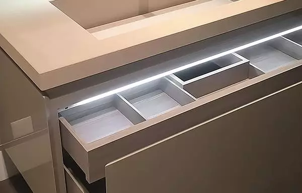 illuminazione per cassetti