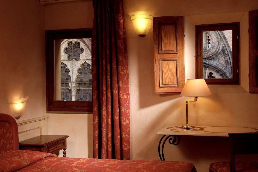 Art Hotel Commercianti – Bologna