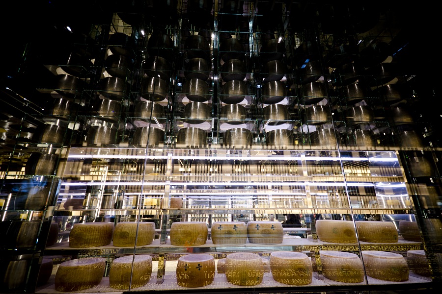 Spazio Forme Parmigiano Reggiano - Bologna