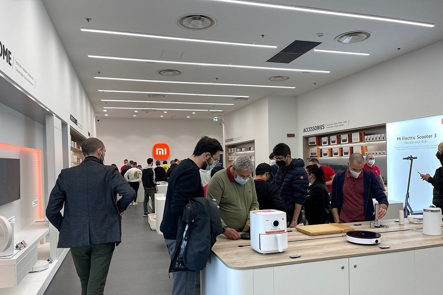 Il Mi Store di Arese debutta con il nuovo look